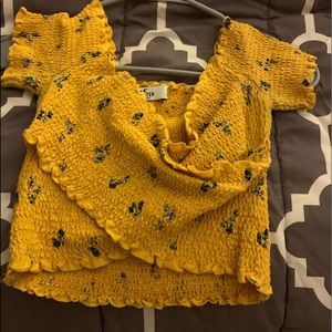 Hollister off the shoulder crop top